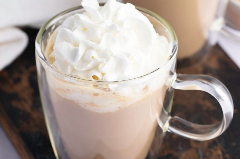 Starbucks White Chocolate Mocha (Copycat Recipe)