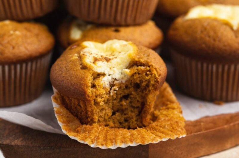 Starbucks Pumpkin Cream Cheese Muffins (Copycat Recipe)