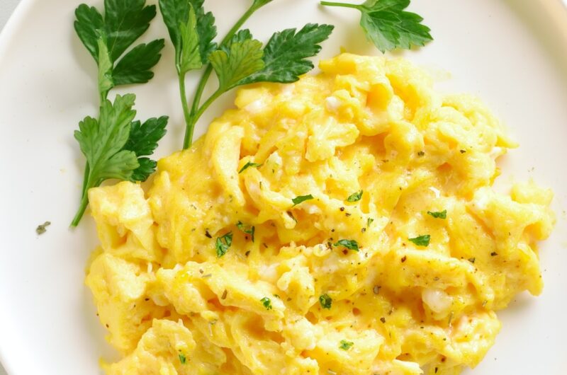 Easy Microwave Scrambled Eggs