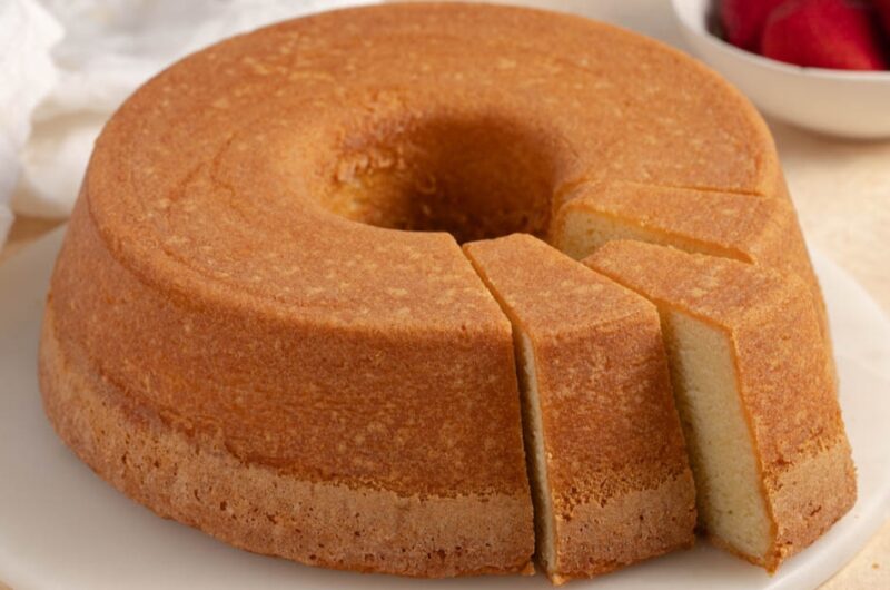 Paula Deen's Sour Cream Pound Cake (Grandmother Paul's Recipe)