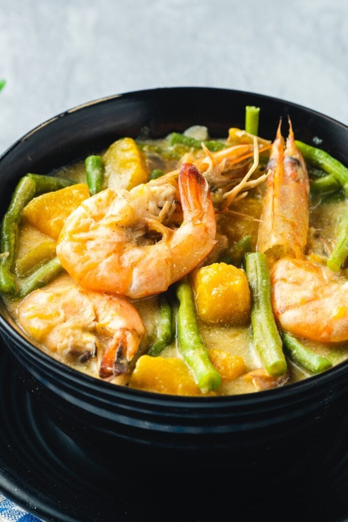 Best Filipino Shrimp Recipes featuring Sauteed Shrimp with Green Beans and Squash in Coconut Sauce